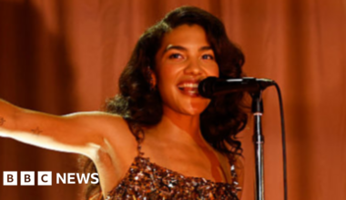 Olivia Dean receives surprise Elton John call on Pembrokeshire camping trip