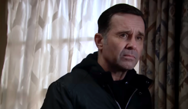 Emmerdale star addresses Graham and Rhona theories after shock return