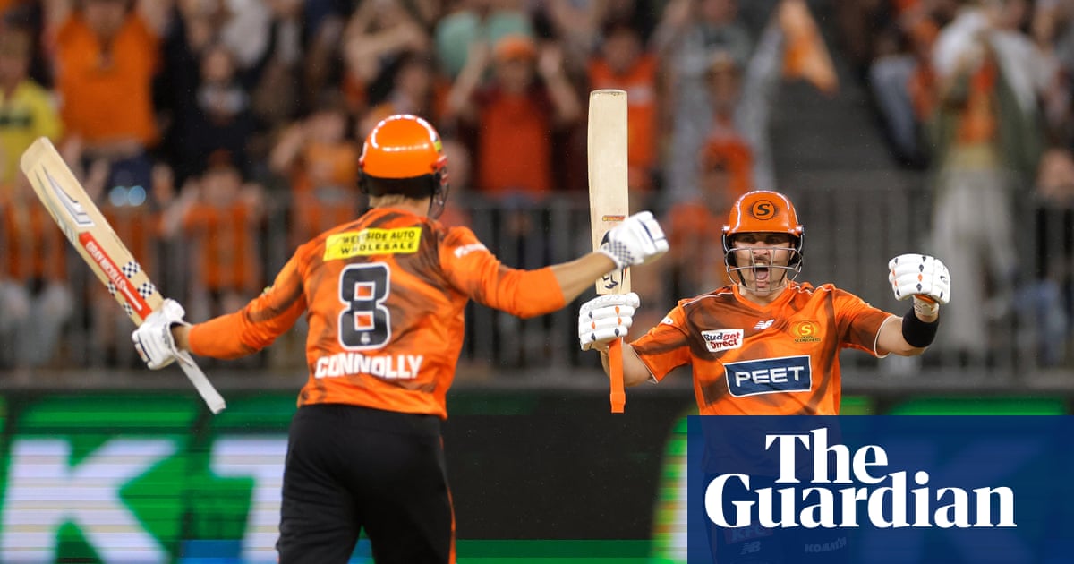 Perth Scorchers ease to sixth BBL title after skittling Sydney Sixers for 132 in final | Big Bash League