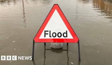 Flood warnings in place as Ouse and Derwent river levels rise