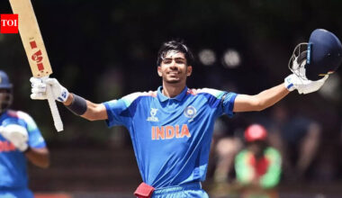 ‘Mujhe Virat Kohli jaisa banna hai’: Meet Vihaan Malhotra — academic ace, crisis man and future Kohli teammate | EXCLUSIVE | Cricket News