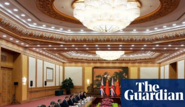 Keir Starmer opens door to UK visit by Xi Jinping after bilateral talks | Keir Starmer