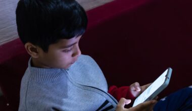 Digital addiction: Age-based access to social media makes sense