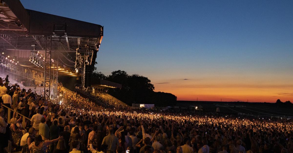 Rock band Kaiser Chiefs to headline show in Suffolk