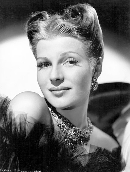 1945 - Rita Hayworth
