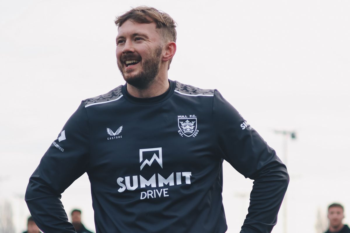 New Hull FC signing Joe Batchelor in pre-season training.