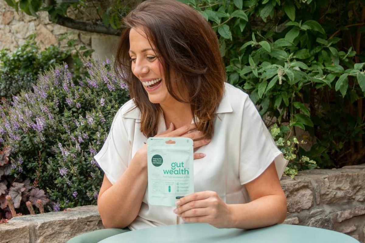 Gut Wealth promo pictures