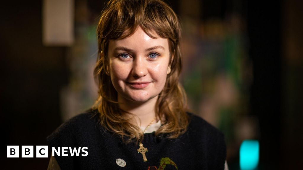 Should artists get a basic income like they do in Ireland?