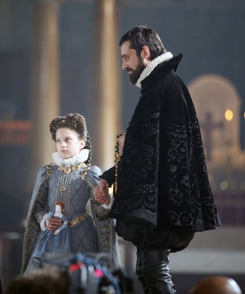 Elizabeth: The Golden Age (2007)