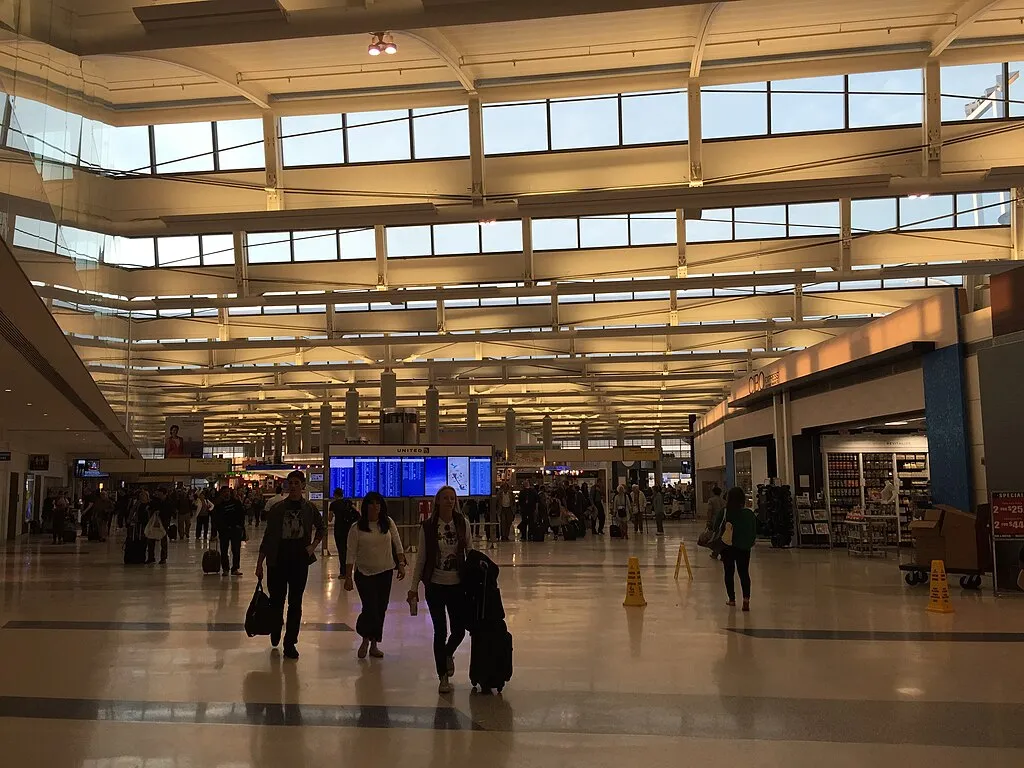 Passenger with Most Infectious Disease in the World Roams at Newark Airport for 12 Hours