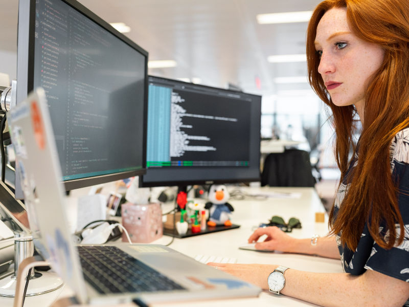 Barclay to offer business broadband on Fibrus network