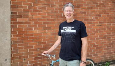 Cycling community 'sad' as Oxford business closes down