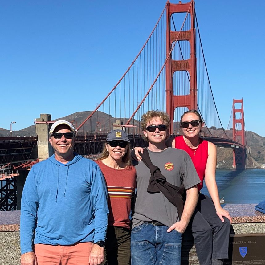 Valerie Zeko and her family pose by the Golden Gate Bridge during Thanksgiving break of 2023.