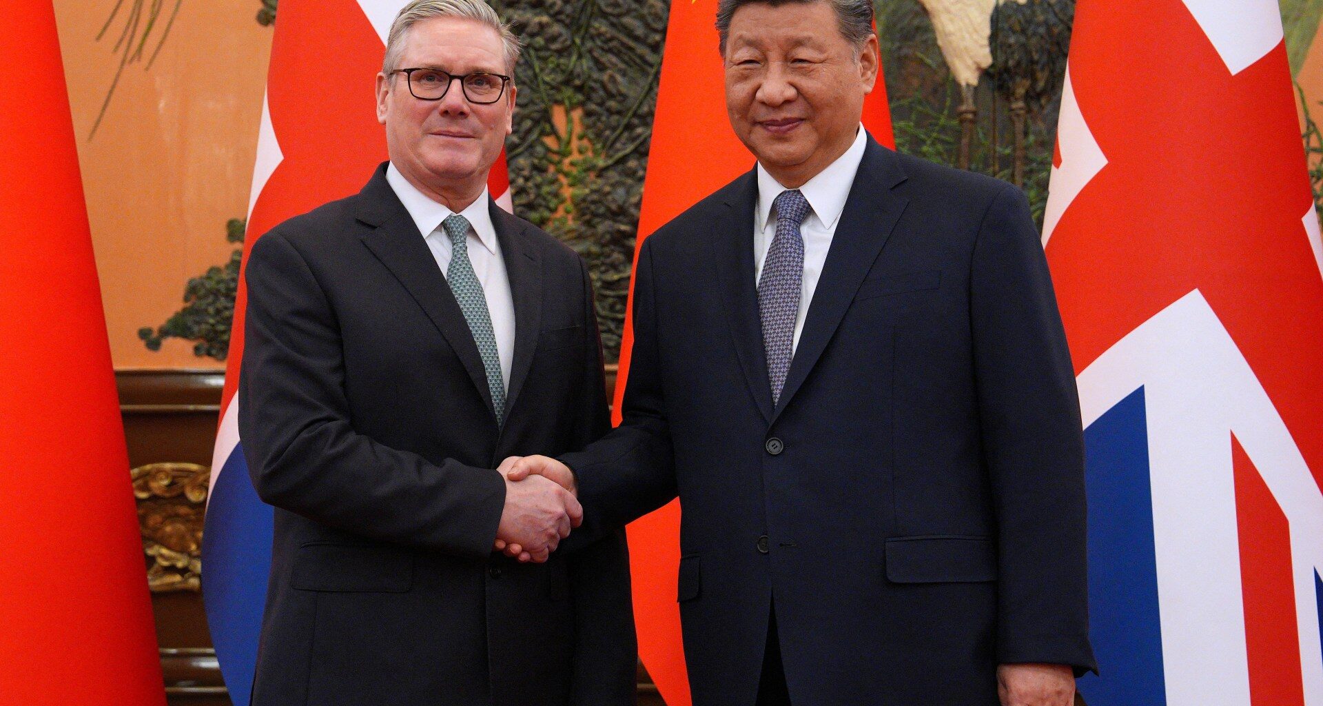 China’s Xi Jinping, UK’s Kier Starmer agree to deepen economic ties | Xi Jinping News