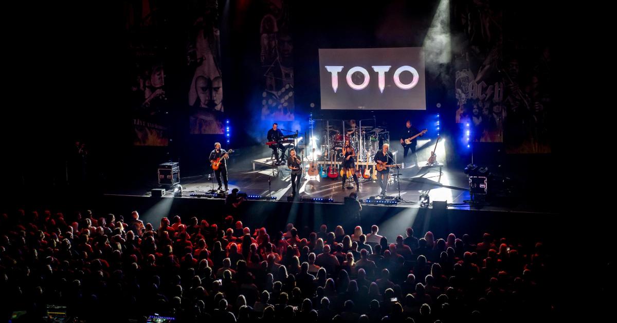 The Ultimate Classic Rock Show to come to York Barbican