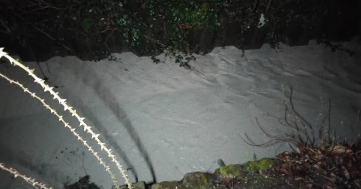 Residents concerned after mysterious substance in Clipsley Brook