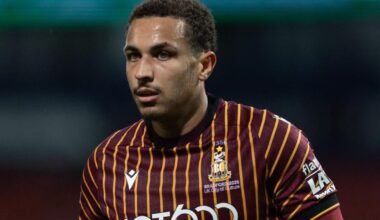 Bradford City defender Lewis Richards joins Crawley Town