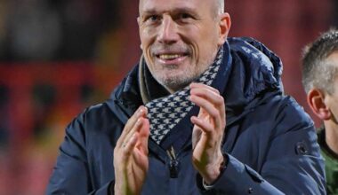 Clement hails City fighters in Wrexham win - The Pink Un