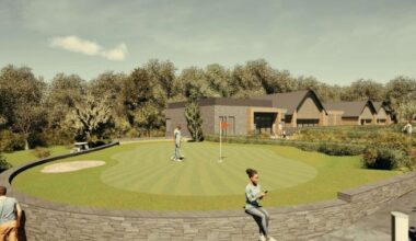 Radcliffe golf club submits plans to demolish clubhouse