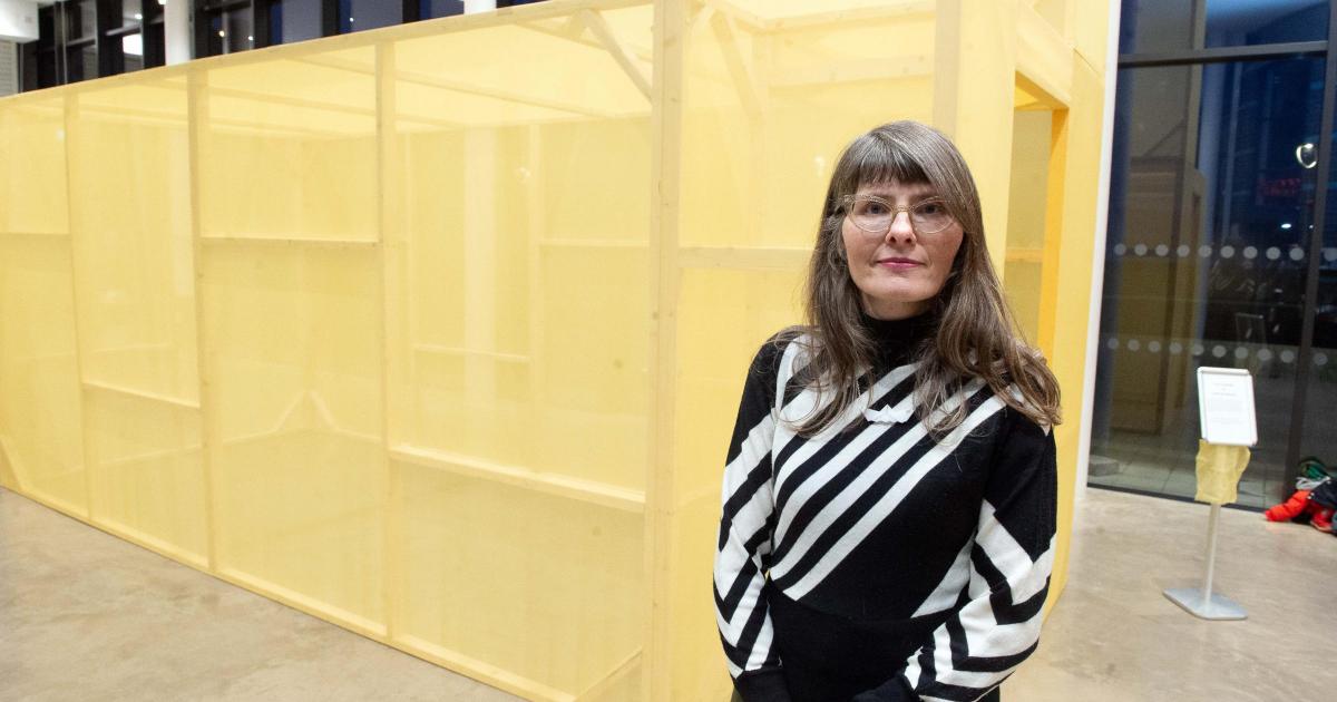 Artist Daisy Richardson presents new exhibition in Greenock