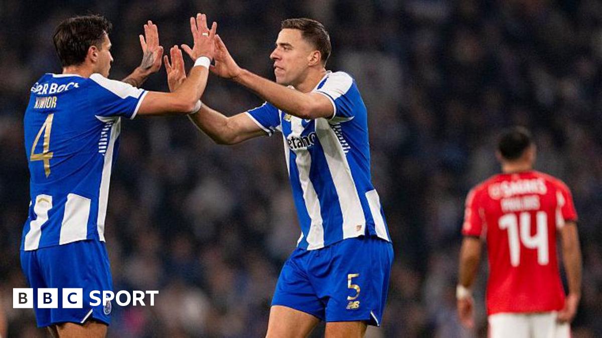 Porto's Jakub Kiwior and Jan Bednarek celebrate