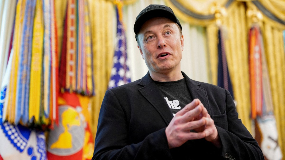 Elon Musk targets SpaceX float to coincide with rare planetary alignment