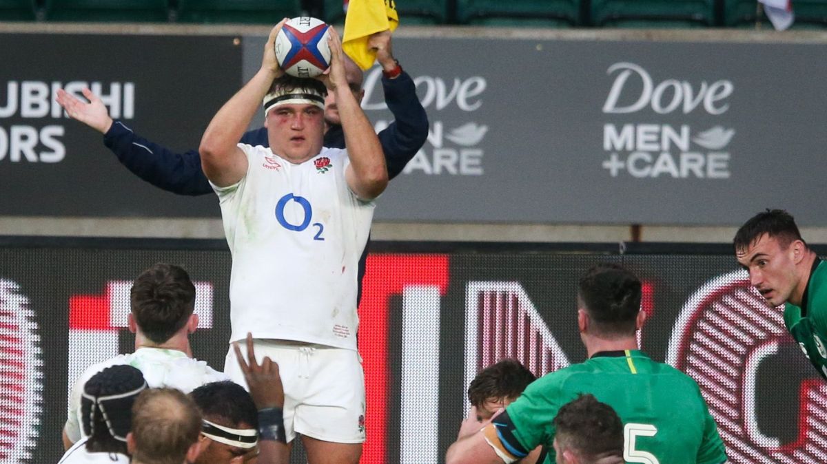 Law change has turned England’s lineout strength into glaring weakness
