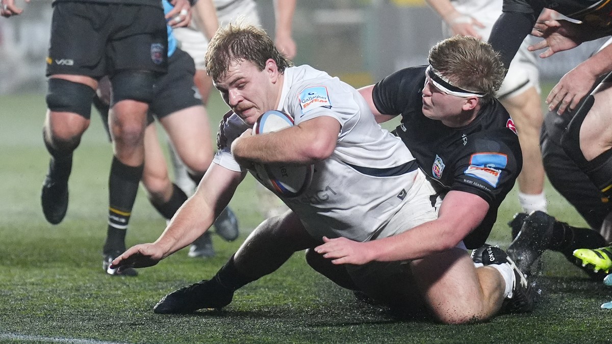 Bath have world-class backs, so why play narrowest rugby in Europe?