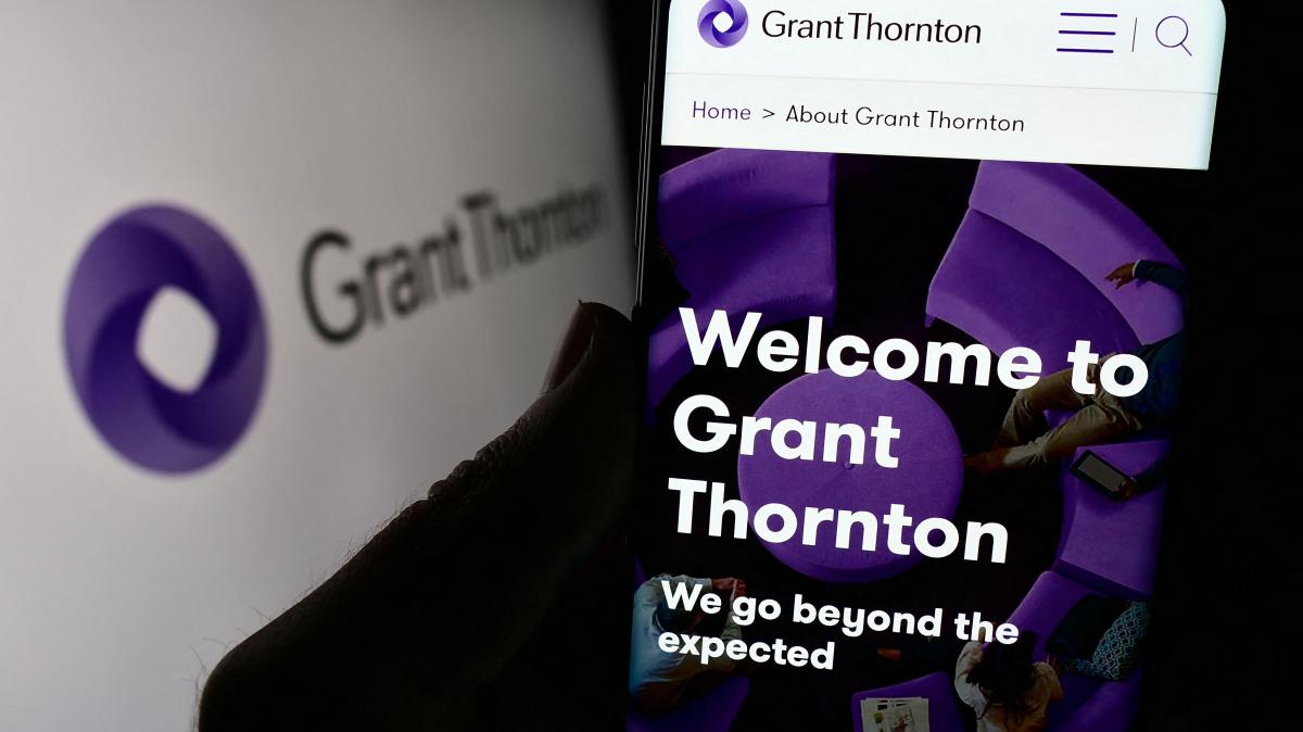 Want a top accounting job? Stop using AI to write your CV