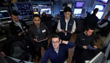 Dow ends lower after topsy-turvy week, as Intel's outlook weighs on market sentiment