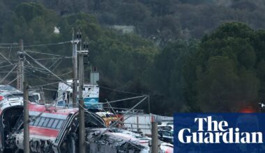 Spain to hold three days of mourning after train crash that killed at least 40 | Spain