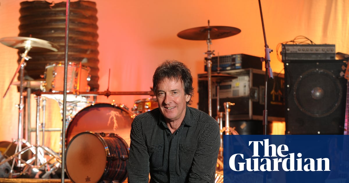 Rob Hirst was a force of nature, a born showman who led Midnight Oil from the back | Australian music