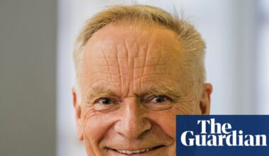 ‘I could never hope to equal it again’: Jeffrey Archer announces next novel will be his last | Jeffrey Archer