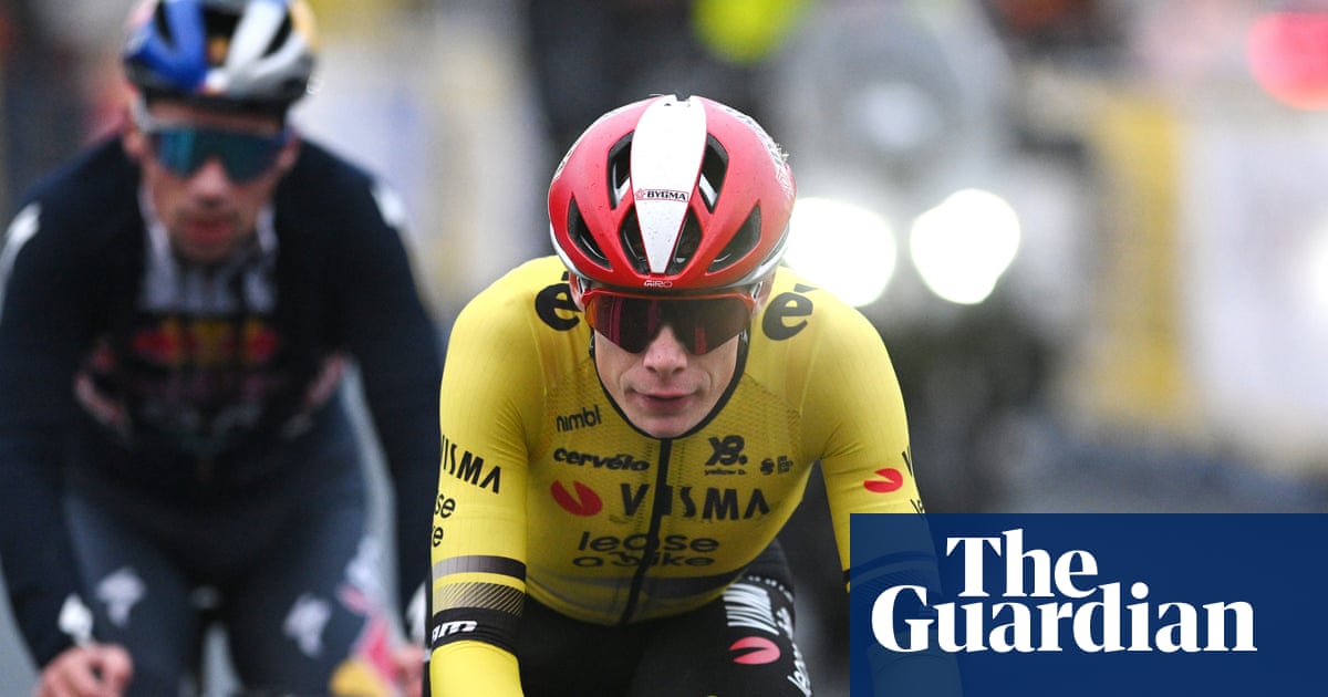 Vingegaard crashes on training ride in Spain after being tailed by amateur cyclist | Cycling