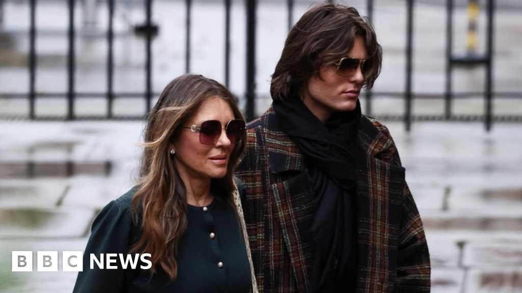 Liz Hurley 'crushed' by alleged home phone tapping, court told