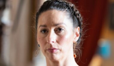 “It’s messing with my head”: We’ve worked out The Traitors Rachel's “master” game plan