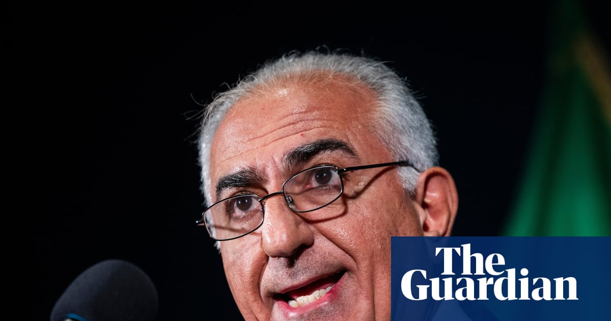 Son of former shah says he is ‘uniquely positioned’ to lead Iran as he predicts end of regime | Iran