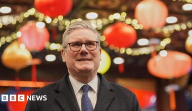 Prime Minister Keir Starmer visits Yuyuan Gardens in Shanghai, China, January 30, 2026.