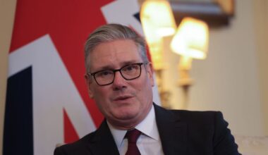 Starmer issues blistering 2-word reply to Trump’s punitive tariffs | UK | News