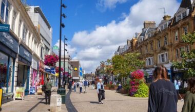 Full list of closures hitting UK high streets in February - from banks to budget shops | UK | News