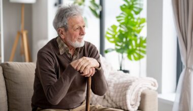 'I'm a psychologist - here's three stages of dementia you should know' | UK | News