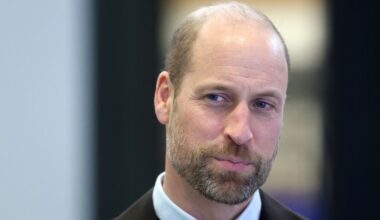 Prince William sets hearts racing as he arrives in Bristol by train | Royal | News