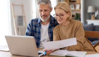 HMRC paying pensioners £3,300 | Personal Finance | Finance