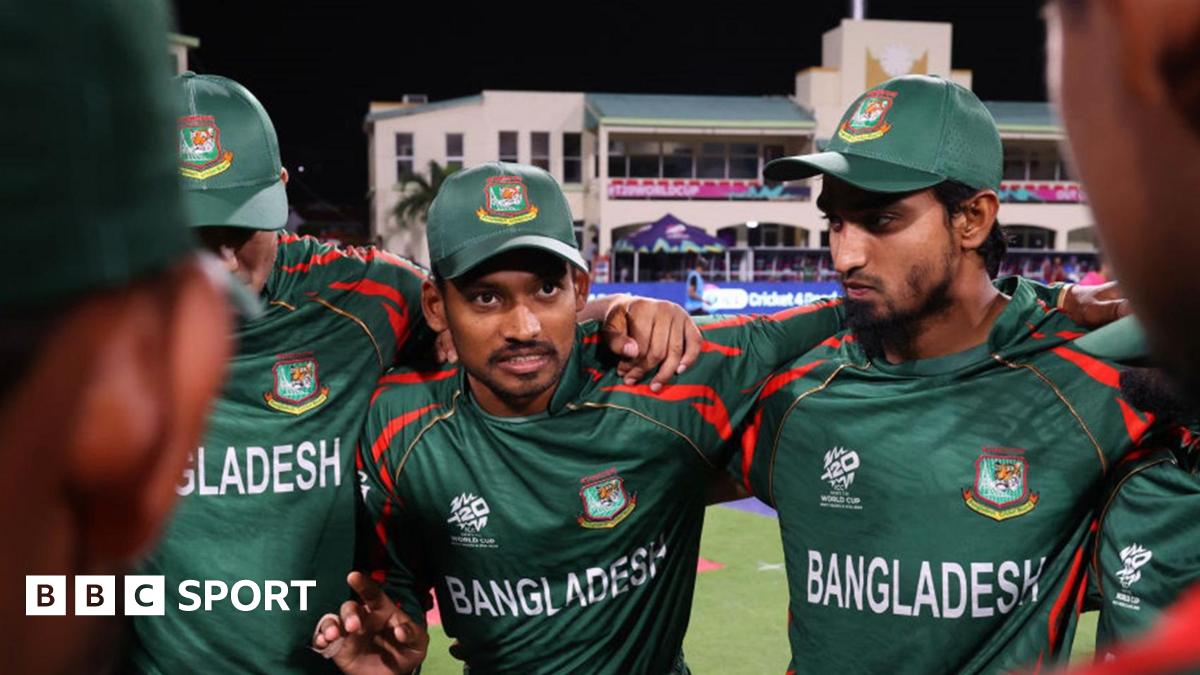 Bangladesh captain Najmul Hossain speaks in a player huddle