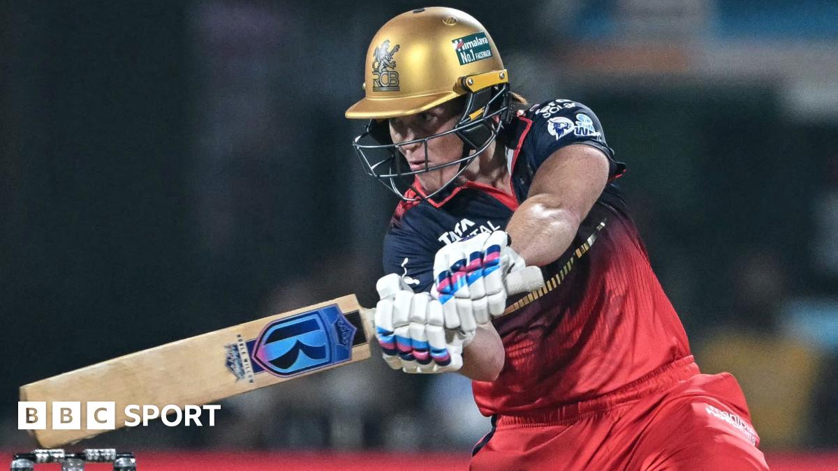 Grace Harris of Royal Challengers Bengaluru plays a shot