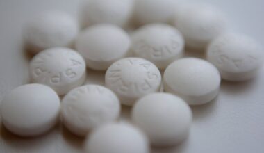 UK grapples with widespread aspirin shortage as medicine added to export ban list