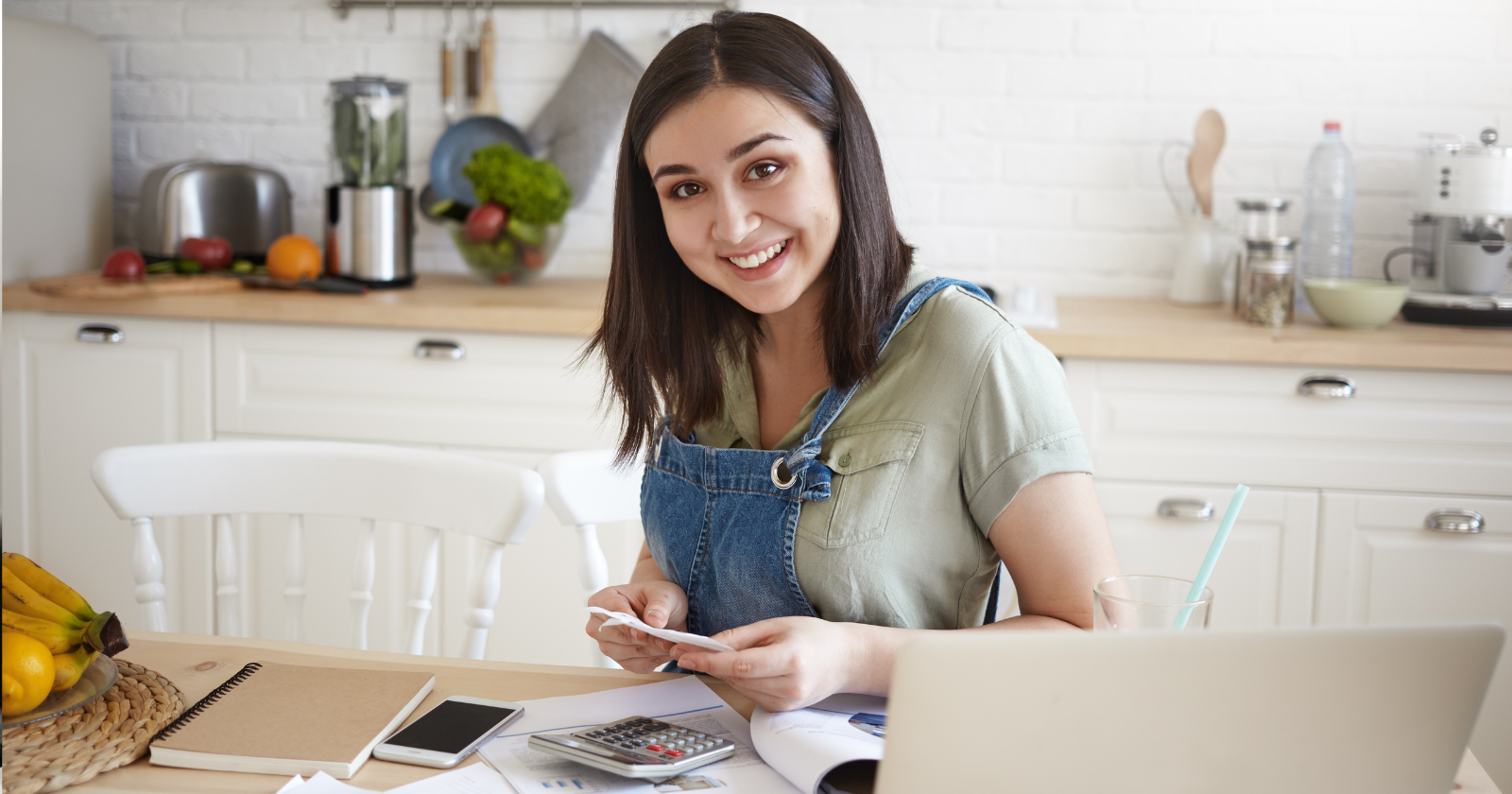 7 financial signs that mean you're actually upper middle class (even if you still feel broke)