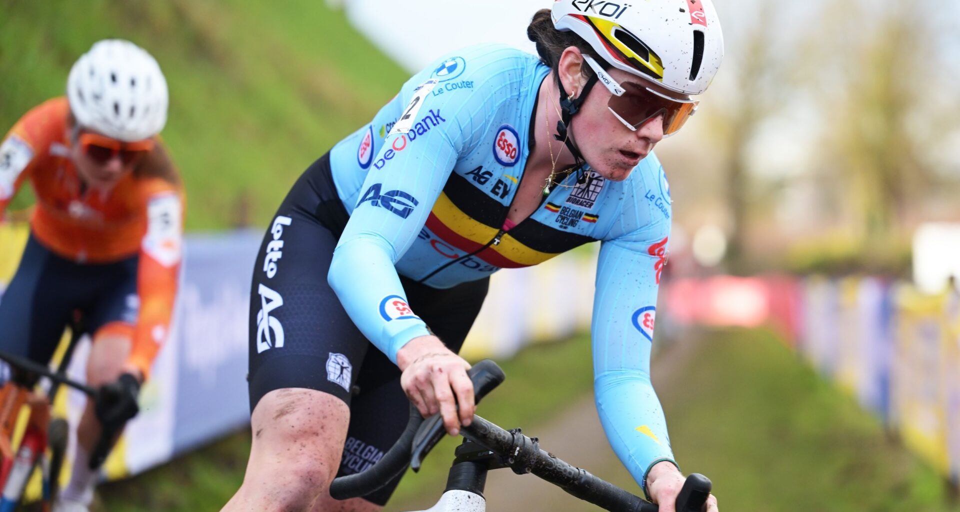 Marion Norbert Riberolle disqualified for unsportsmanlike conduct after a crash in elite women's race at UCI Cyclo-cross World Championships