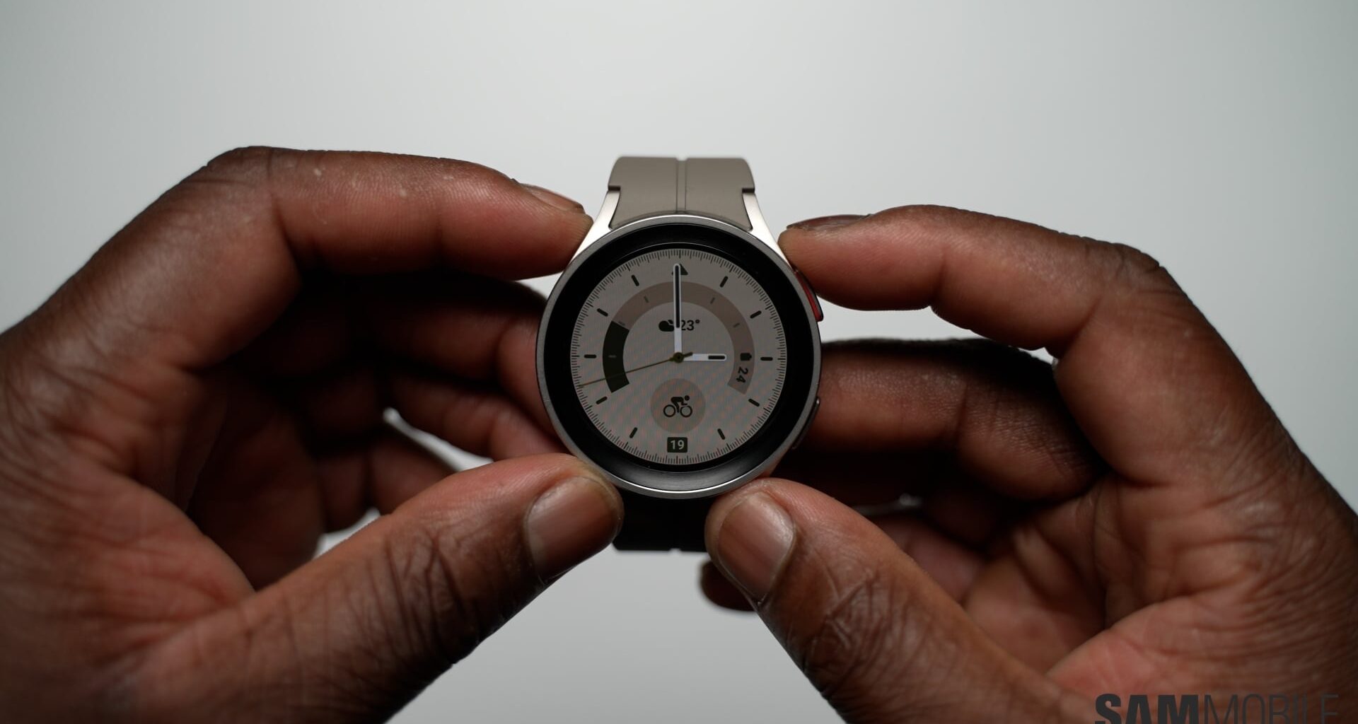 New Galaxy Watch 5 update brings January 2026 security patch