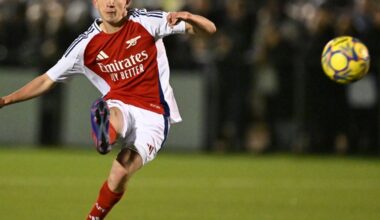 Dan Casey scores for the Arsenal u18s (Photo via Arsenal Academy on Twitter)